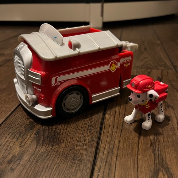 Paw Patrol Marshall Deluxe Vehicle - Picture 2 of 4